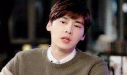 女星爆料男明星是谁啊视频,揭秘视频中神秘男明星身份