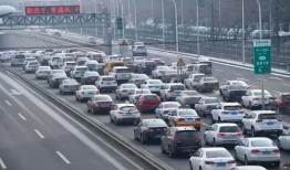 海南网约车爆料视频,引发社会关注